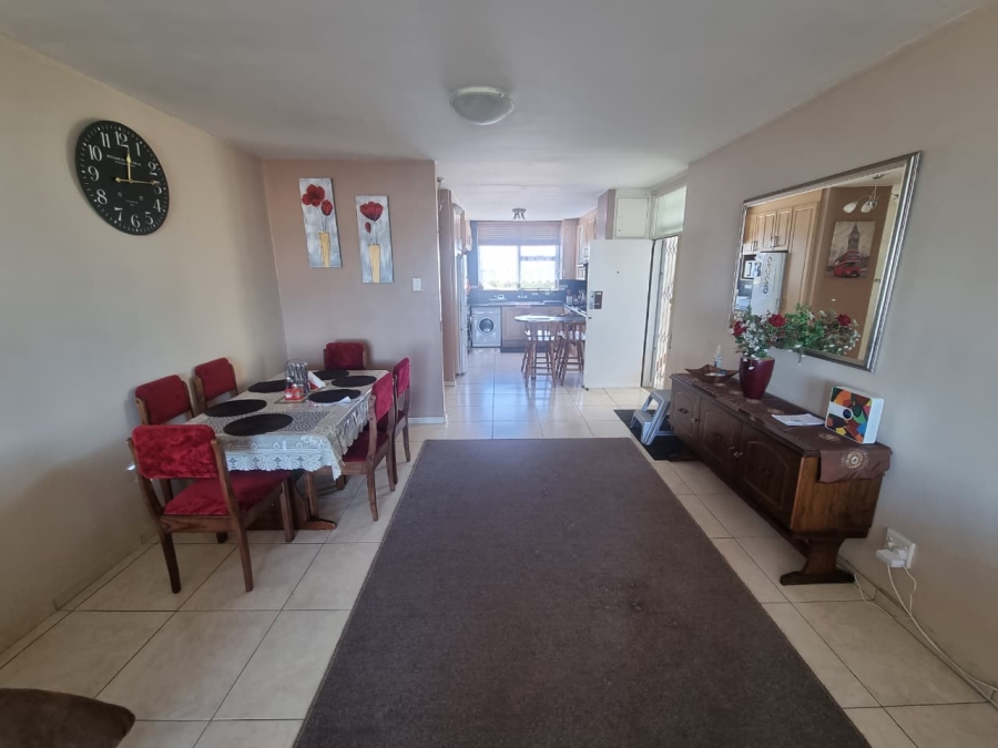 2 Bedroom Property for Sale in Milnerton Western Cape
